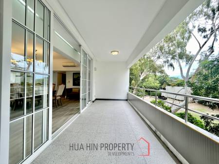 Royal Princess: Luxurious 4 Bed Beachfront Condo