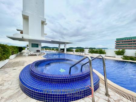 Royal Princess: Luxurious 4 Bed Beachfront Condo