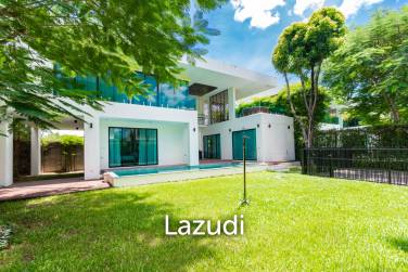 3 Bed 4 Bath Villa For Sale