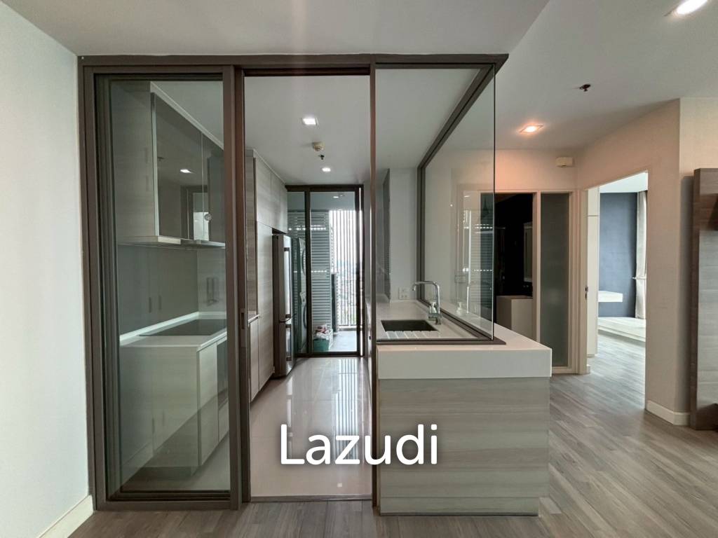 2 Bed 2 Bath 88 SQ.M The Room BTS Wongwian Yai