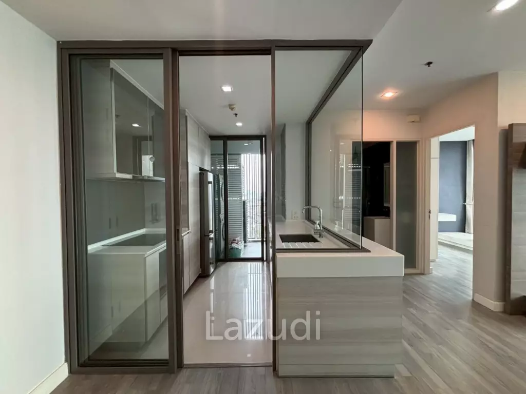 2 Bed 2 Bath 88 SQ.M The Room BTS Wongwian Yai