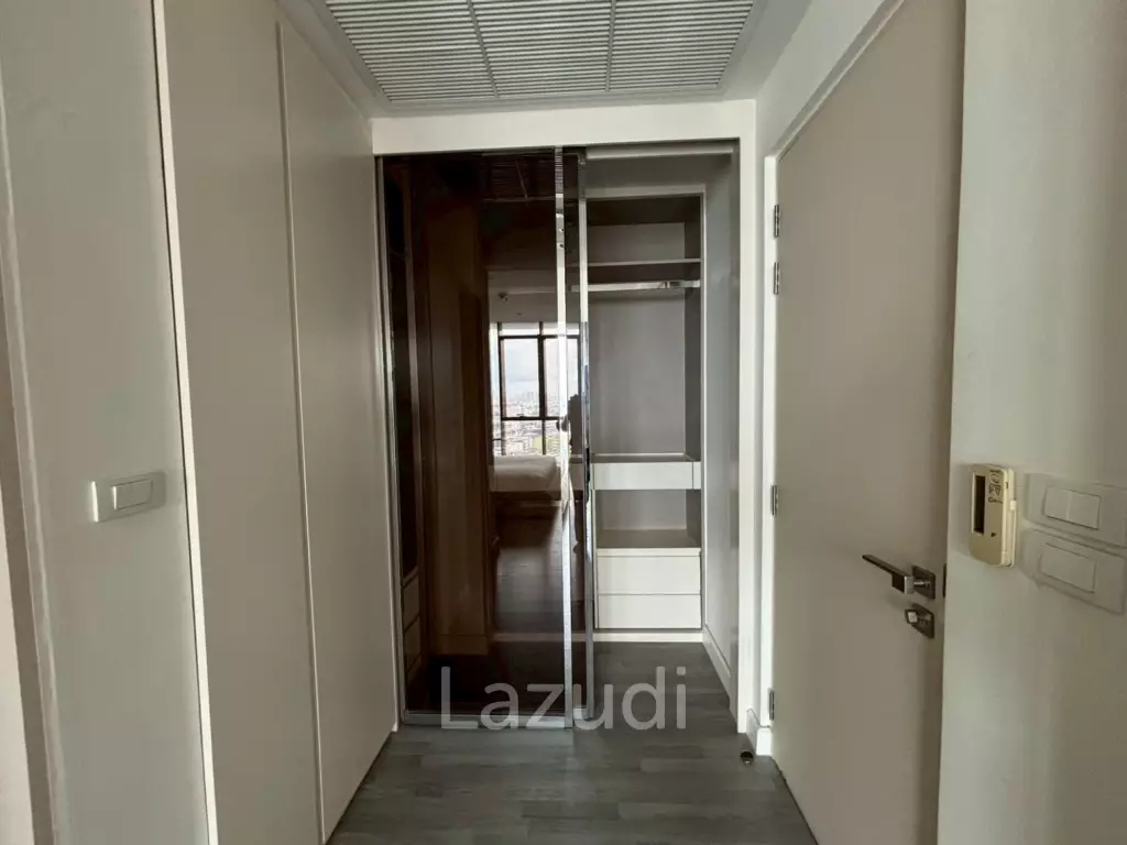 2 Bed 2 Bath 88 SQ.M The Room BTS Wongwian Yai