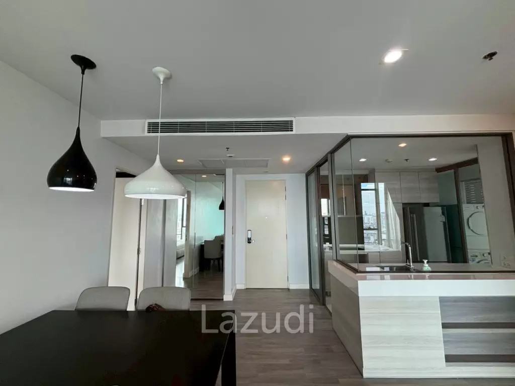 2 Bed 2 Bath 88 SQ.M The Room BTS Wongwian Yai