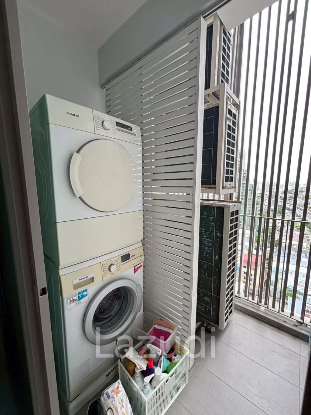 2 Bed 2 Bath 88 SQ.M The Room BTS Wongwian Yai