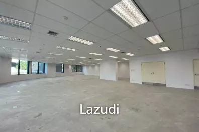 Prime Location Office Space for rent in Sukhumvit 24