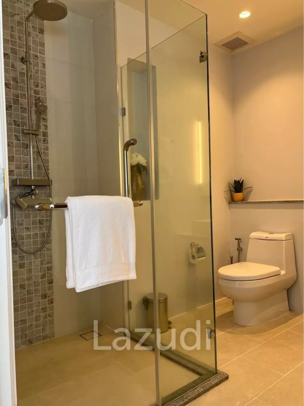 2 Bed 1 Bath 62 SQ.M For Rent At Diamond Condominium Bangtao