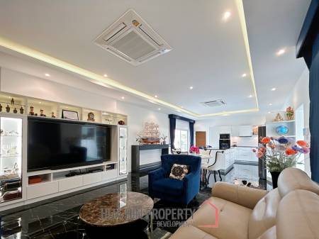 Mali Lotus Villas : 4 Bed 3.5 Bath Pool Villa