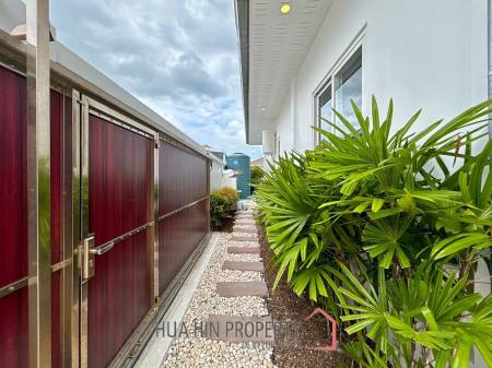 Mali Lotus Villas : 4 Bed 3.5 Bath Pool Villa
