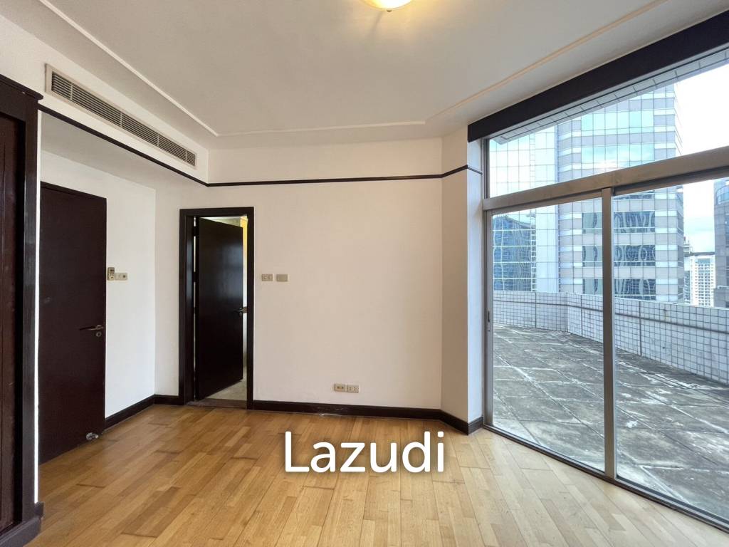 3 Bed 3 Bath 317 SQ.M All Season Mansion