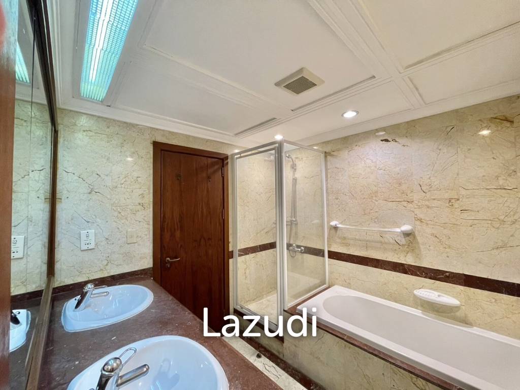 3 Bed 3 Bath 317 SQ.M All Season Mansion