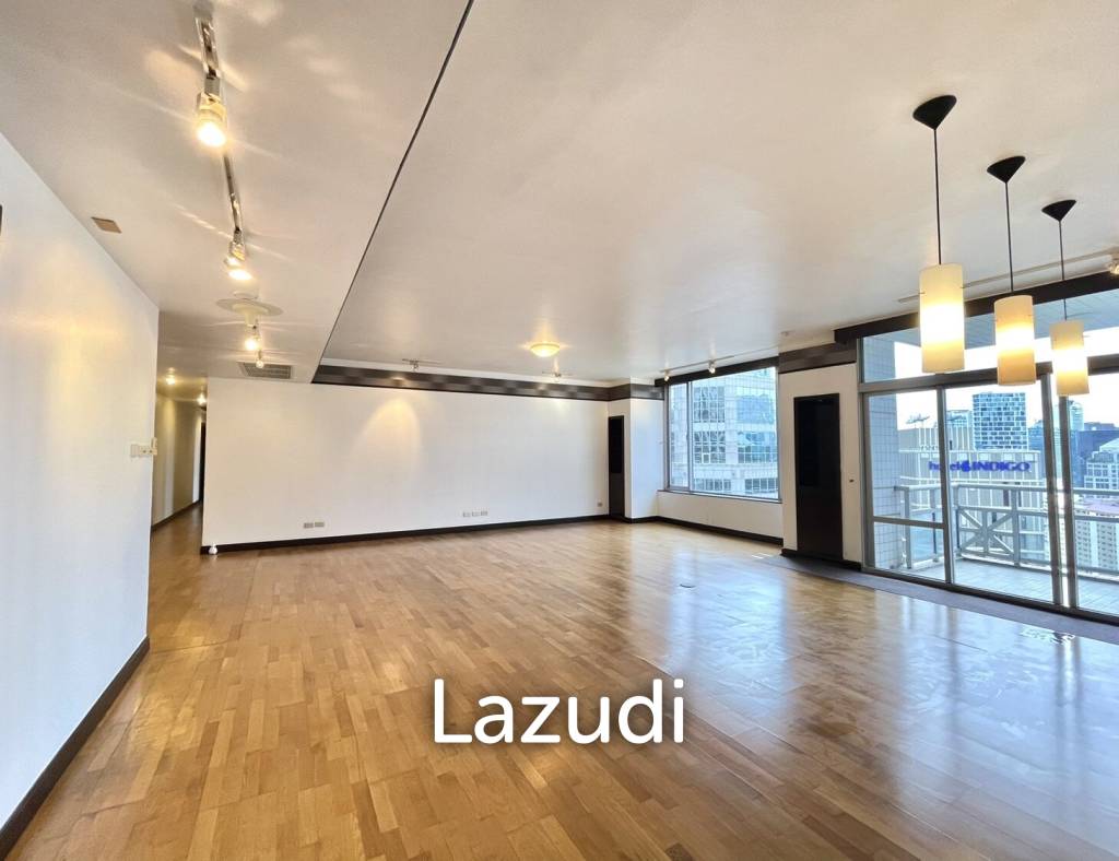 3 Bed 3 Bath 317 SQ.M All Season Mansion