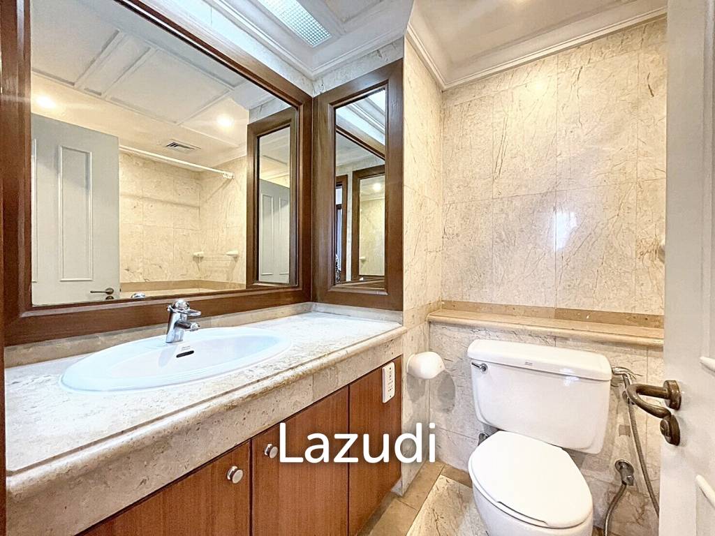 2 Bed 2 Bath 136 SQ.M All Season Mansion