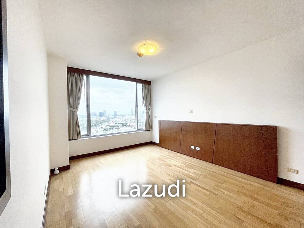 2 Bed 2 Bath 136 SQ.M All Season Mansion