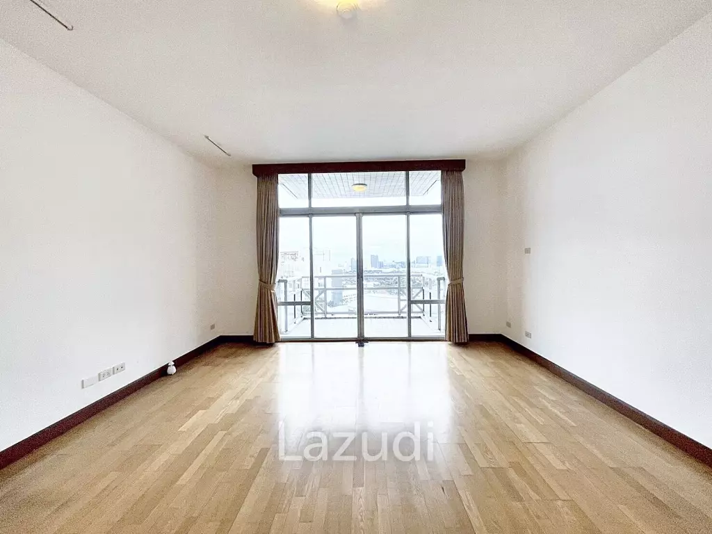 2 Bed 2 Bath 136 SQ.M All Season Mansion