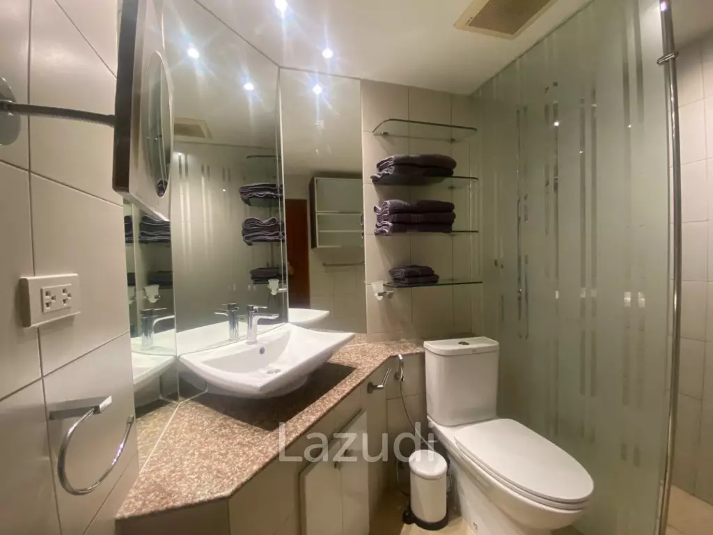 2 Beds 2 Baths 156 SQ.M. Jomtien Plaza Condotel