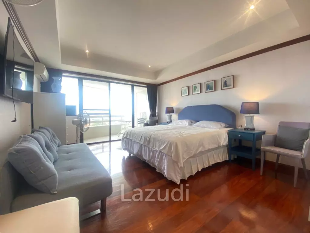 2 Beds 2 Baths 156 SQ.M. Jomtien Plaza Condotel