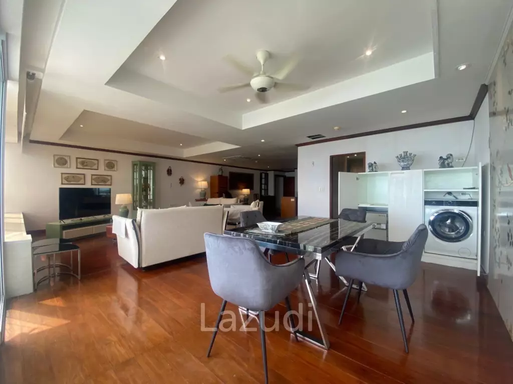 2 Beds 2 Baths 156 SQ.M. Jomtien Plaza Condotel