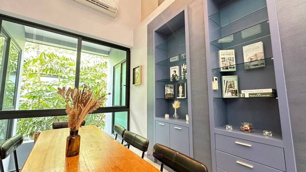 Modern 3-Bedroom Villa For Rent In Pasak Soi 8,Thalang