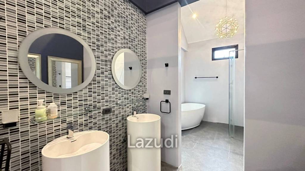 Modern 3-Bedroom Villa For Rent In Pasak Soi 8,Thalang