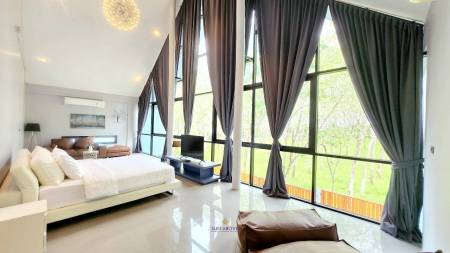 Modern 3-Bedroom Villa For Rent In Pasak Soi 8,Thalang