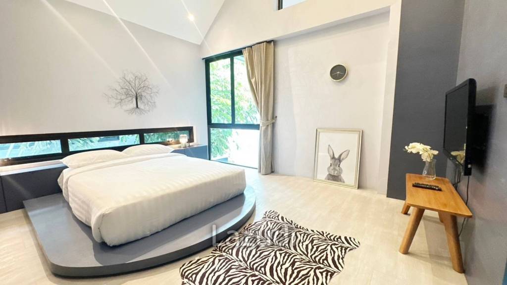 Modern 3-Bedroom Villa For Rent In Pasak Soi 8,Thalang