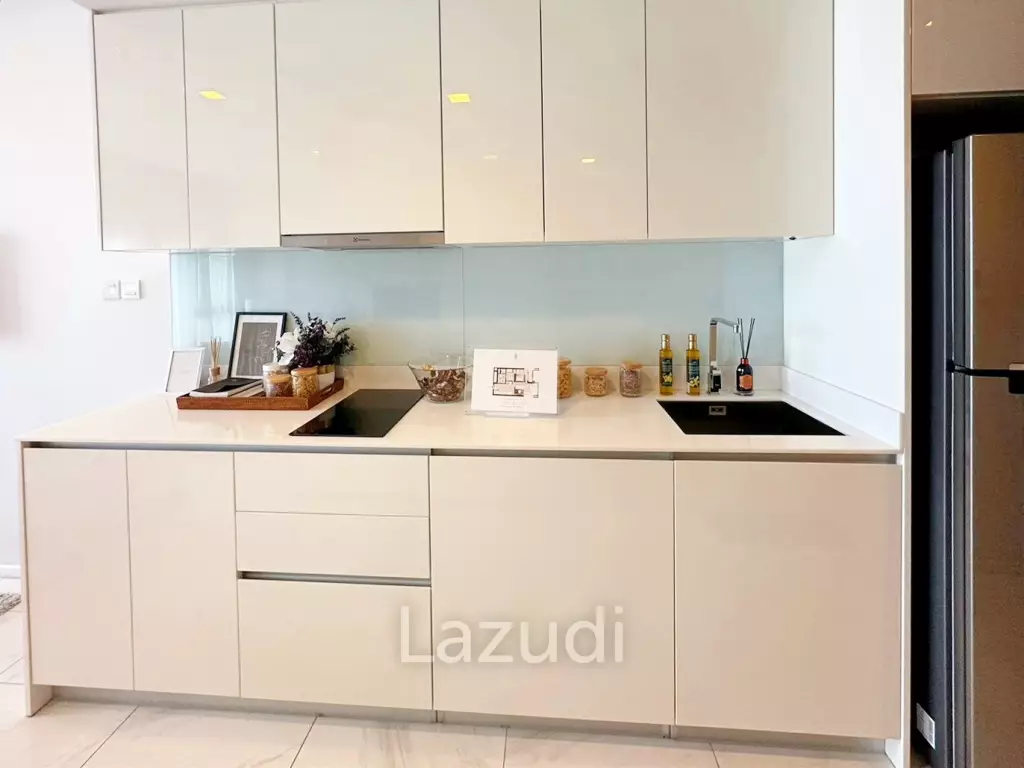 2 Bed 2 Bath 58.72 SQ.M Hyde Sukhumvit 11