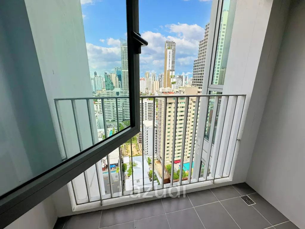 2 Bed 2 Bath 58.72 SQ.M Hyde Sukhumvit 11
