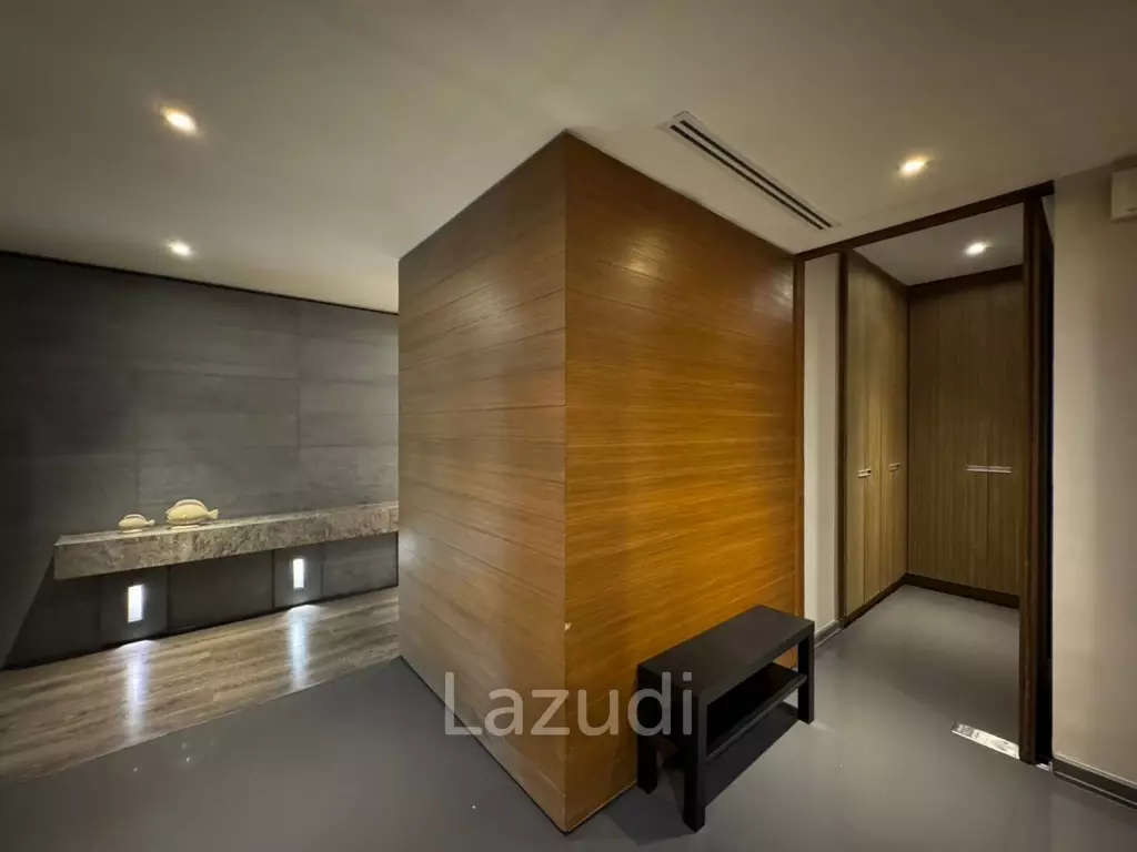 3 Bed 3 Bath 192 SQ.M The Crest Ruamrudee