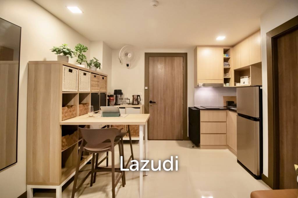 My Style Condo : 1 Bedroom Top Floor For Sale