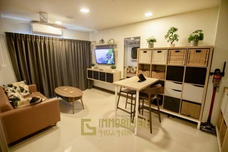 My Style Condo : 1 Bedroom Top Floor For Sale