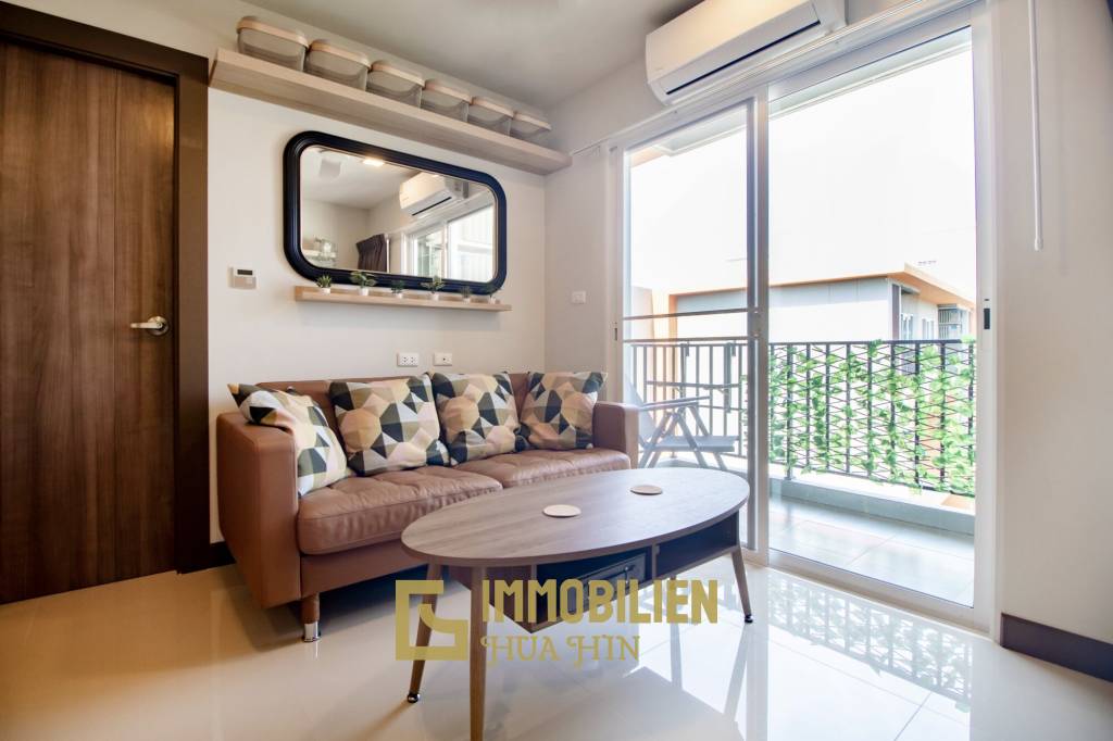 My Style Condo: 1 Bedroom Top Floor For Sale