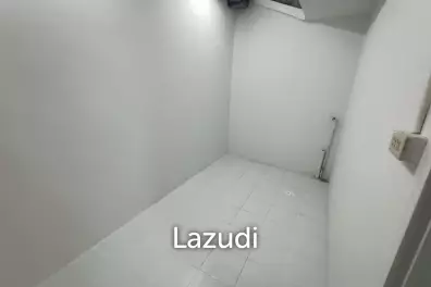 Newly Renovated Commercial building for rent in Ladphrao 128/4
