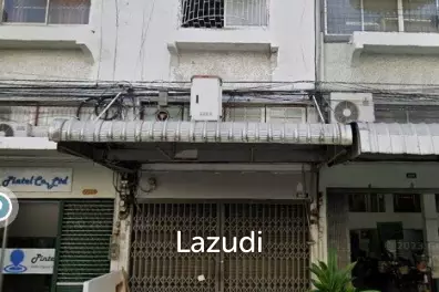 Newly Renovated Commercial building for rent in Ladphrao 128/4