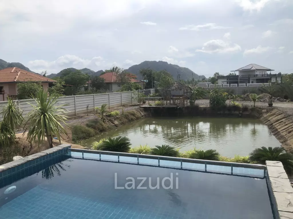 Cha Am: Pool villa with 4 bedrooms and 4 bathrooms and impressive views of the mountains