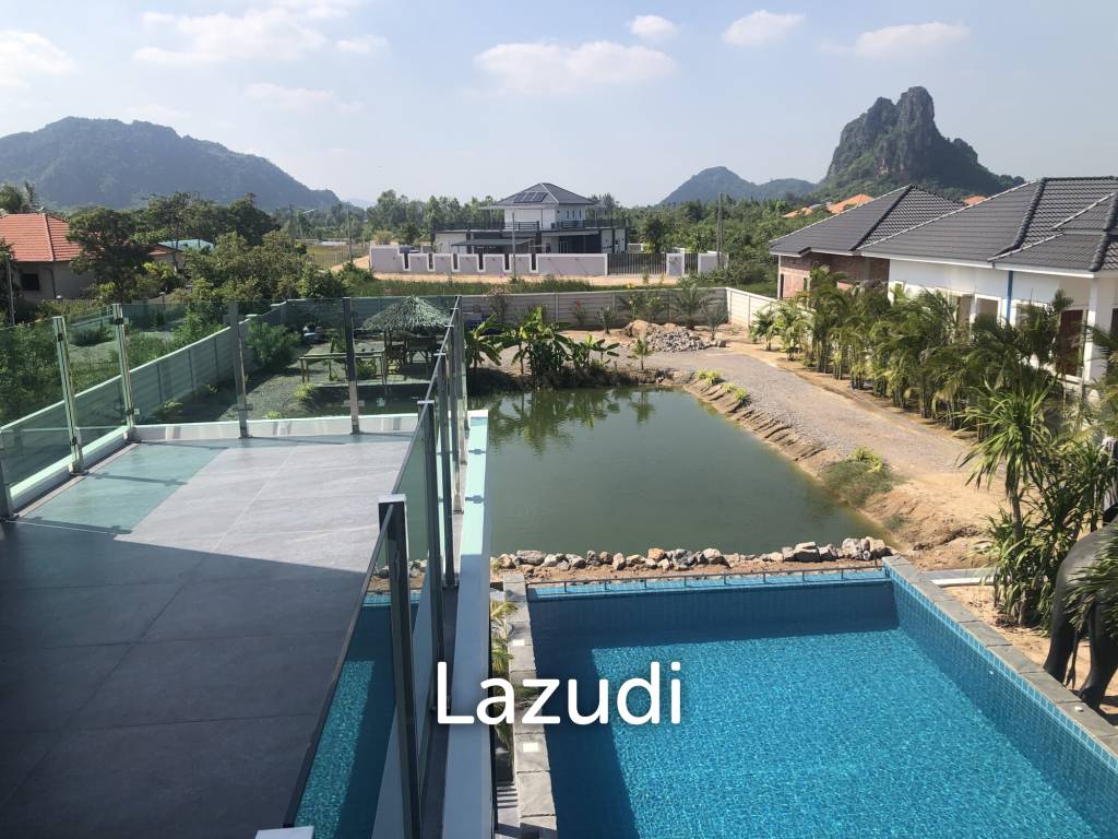 Cha Am: Pool villa with 4 bedrooms and 4 bathrooms and impressive views of the mountains