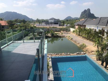 Cha Am: Pool villa with 4 bedrooms and 4 bathrooms and impressive views of the mountains