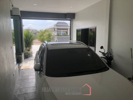 Cha Am: Pool villa with 4 bedrooms and 4 bathrooms and impressive views of the mountains
