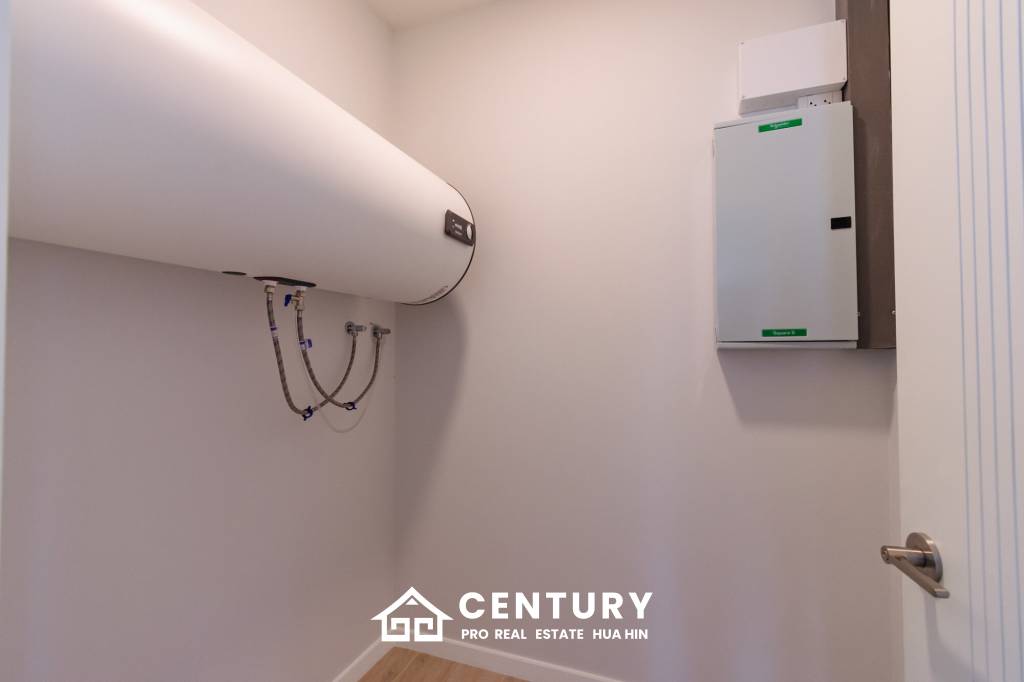 620 ตร.ม 3 เตียง 3 อาบน้ำ วิลล่า For ขาย