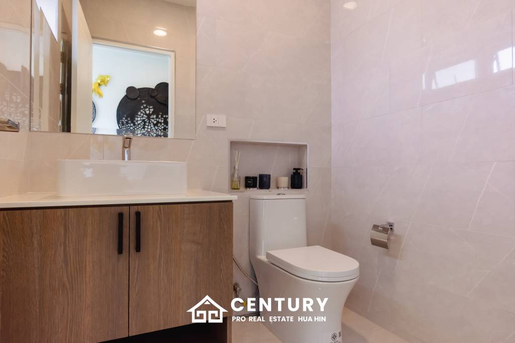 620 ตร.ม 3 เตียง 3 อาบน้ำ วิลล่า For ขาย