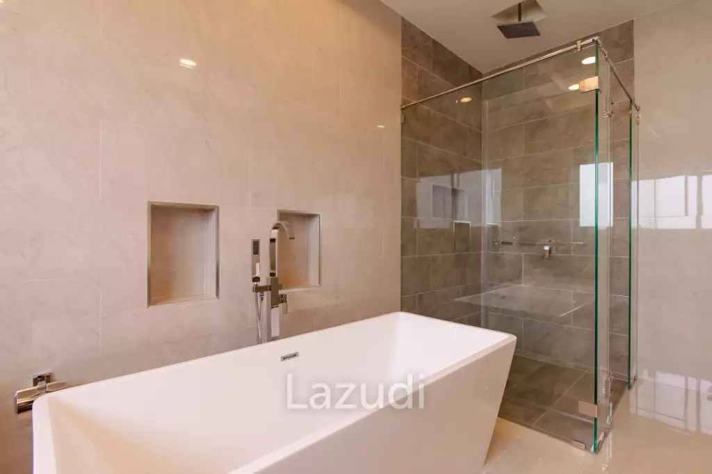 314 sqm modern pool villa in Thap Tai Hua Hin , ( Off-Plan )