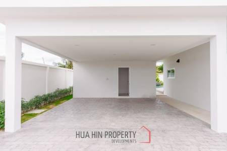 314 sqm modern pool villa in Thap Tai Hua Hin , ( Off-Plan )