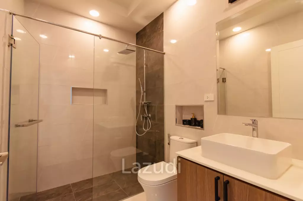314 sqm modern pool villa in Thap Tai Hua Hin , ( Off-Plan )