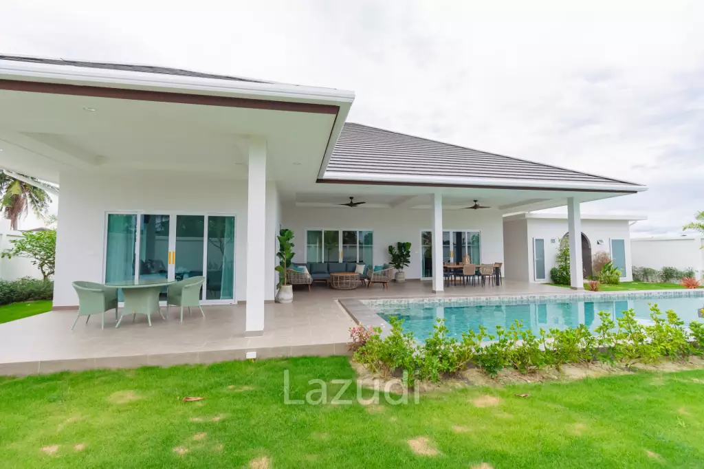 314 sqm modern pool villa in Thap Tai Hua Hin , ( Off-Plan )
