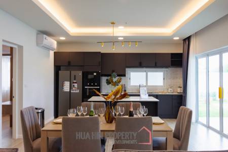 314 sqm modern pool villa in Thap Tai Hua Hin , ( Off-Plan )