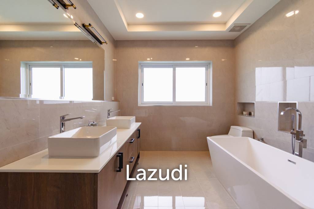 314 sqm modern pool villa in Thap Tai Hua Hin , ( Off-Plan )