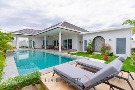 314 sqm modern pool villa in Thap Tai Hua Hin , ( Off-Plan )