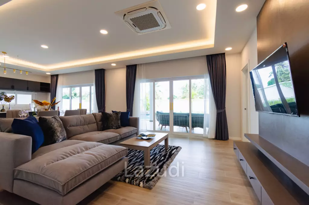 314 sqm modern pool villa in Thap Tai Hua Hin , ( Off-Plan )
