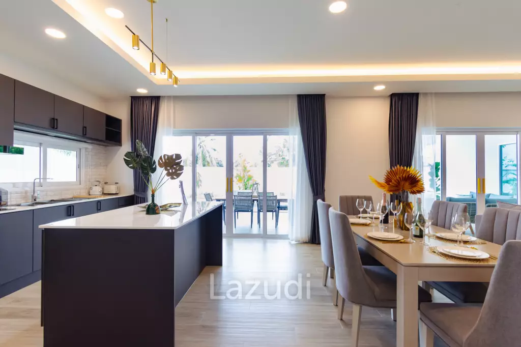 314 sqm modern pool villa in Thap Tai Hua Hin , ( Off-Plan )