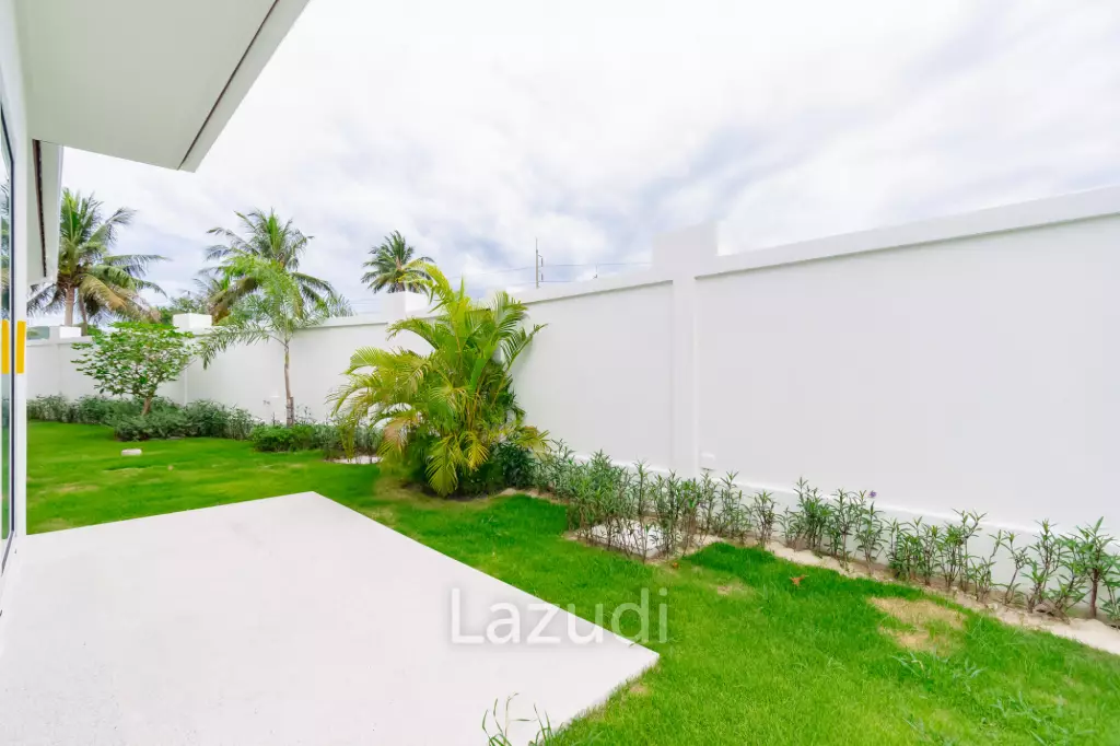 314 sqm modern pool villa in Thap Tai Hua Hin , ( Off-Plan )
