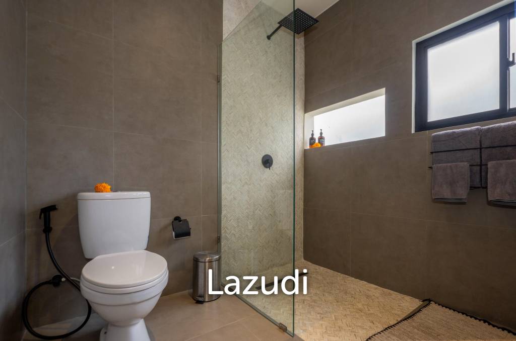MODERN VILLA WITH OCEAN AND SUNSET VIEWS IN ULUWATU
